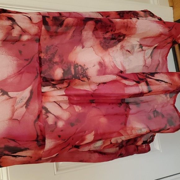 2 piece Susan Graver top and long sheer Vest - Picture 7 of 13